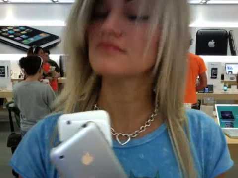 FINALLY GOT AN IPHONE!! | iJustine
